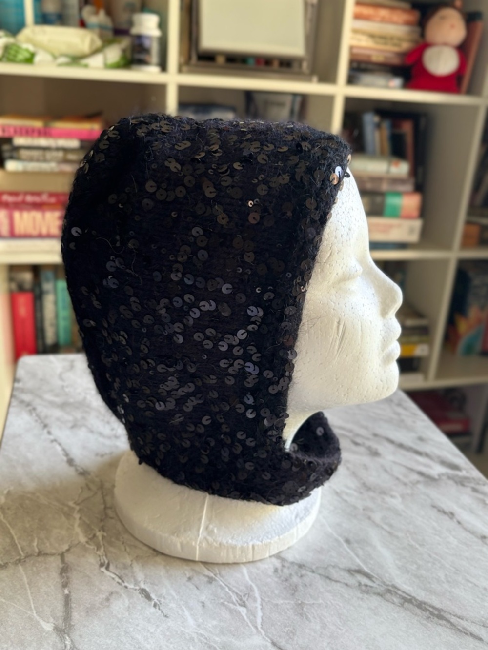NWOT LE PETIT AGNEAU Black Sequin Hat with Chin Strap- Cashmere & angora. S/M